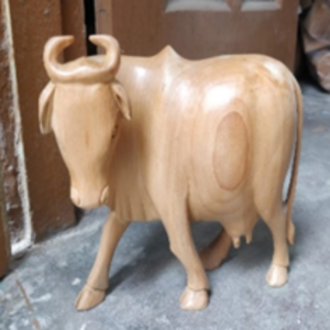 Wooden plain cow/ox.